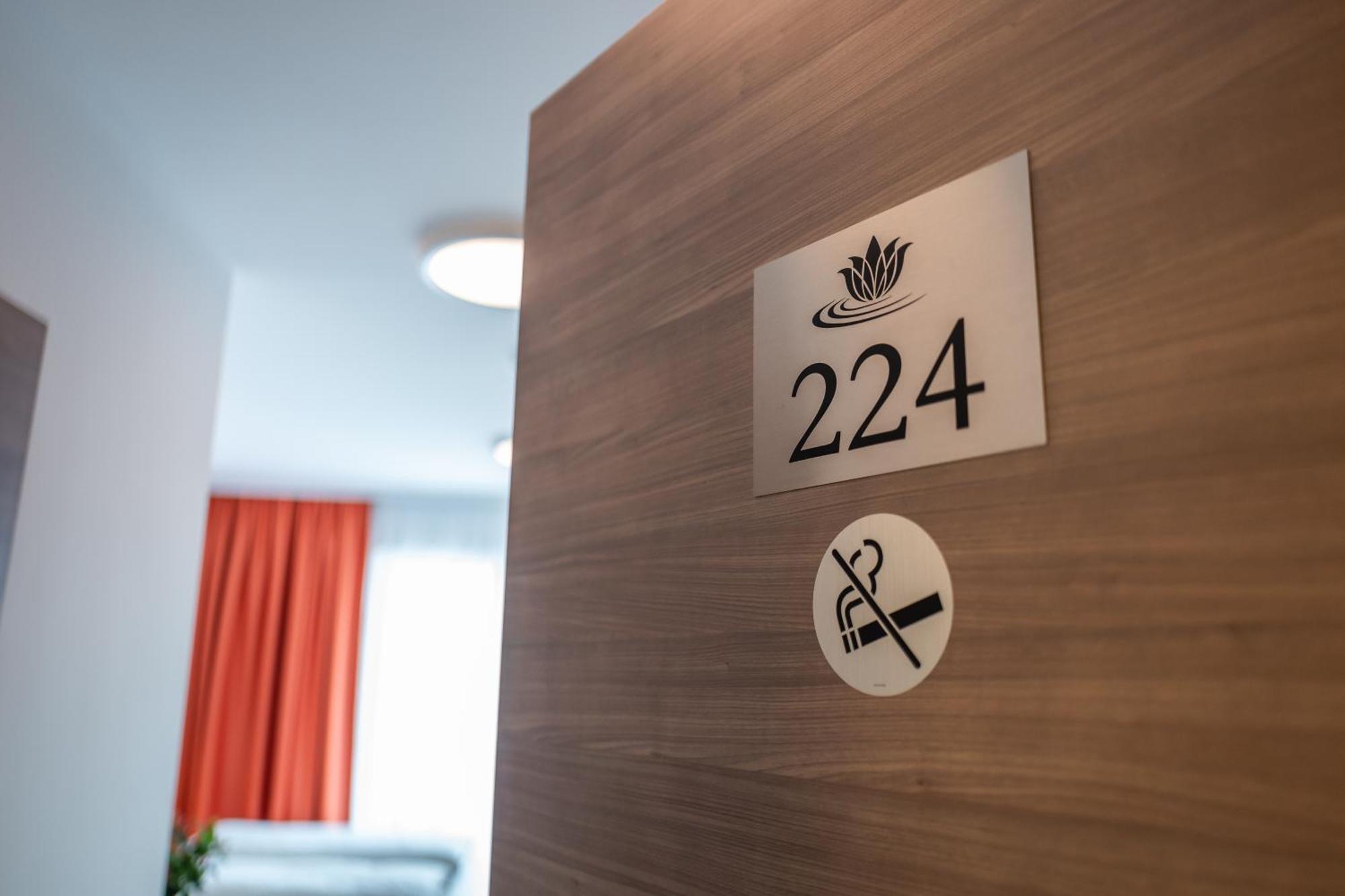 Seehotel Forst ภายนอก รูปภาพ